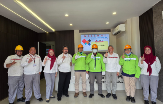 PT Pindad Reviews JATIM Steel Facilities, Encourages Expansion of Local Steel Usage